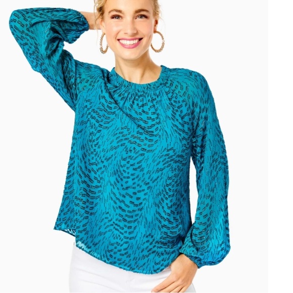 Lilly Pulitzer Caline Metallic Silk Top Teal Bay Silk Swirl Clip Size Small - Picture 2 of 12